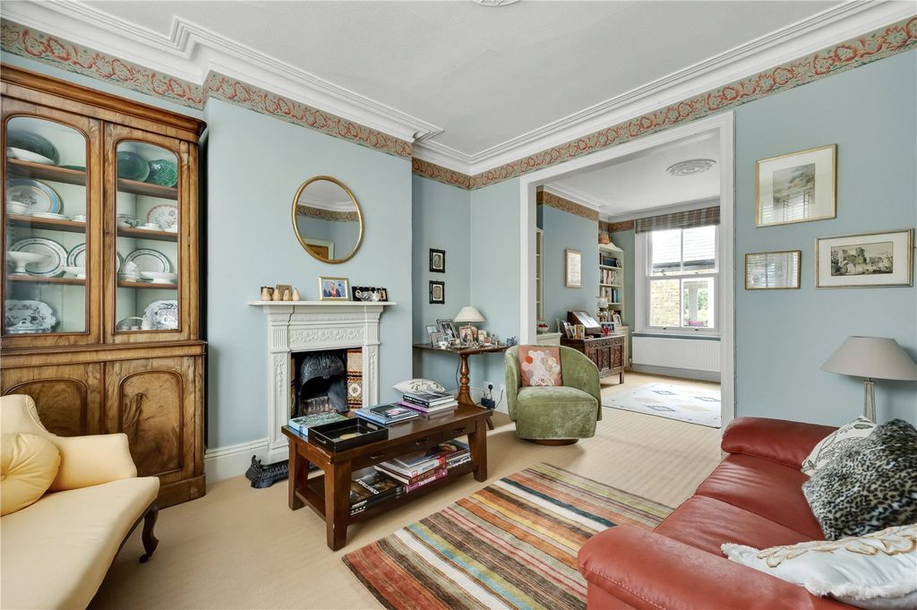 Property photo 3 of 15 Front Reception Room