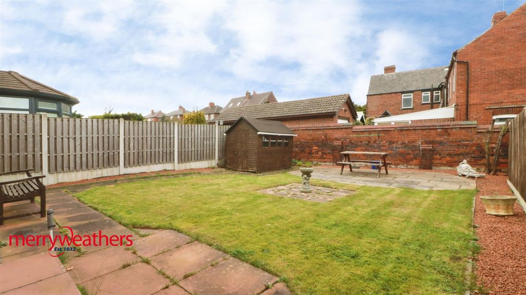 Property photo 3 of 16