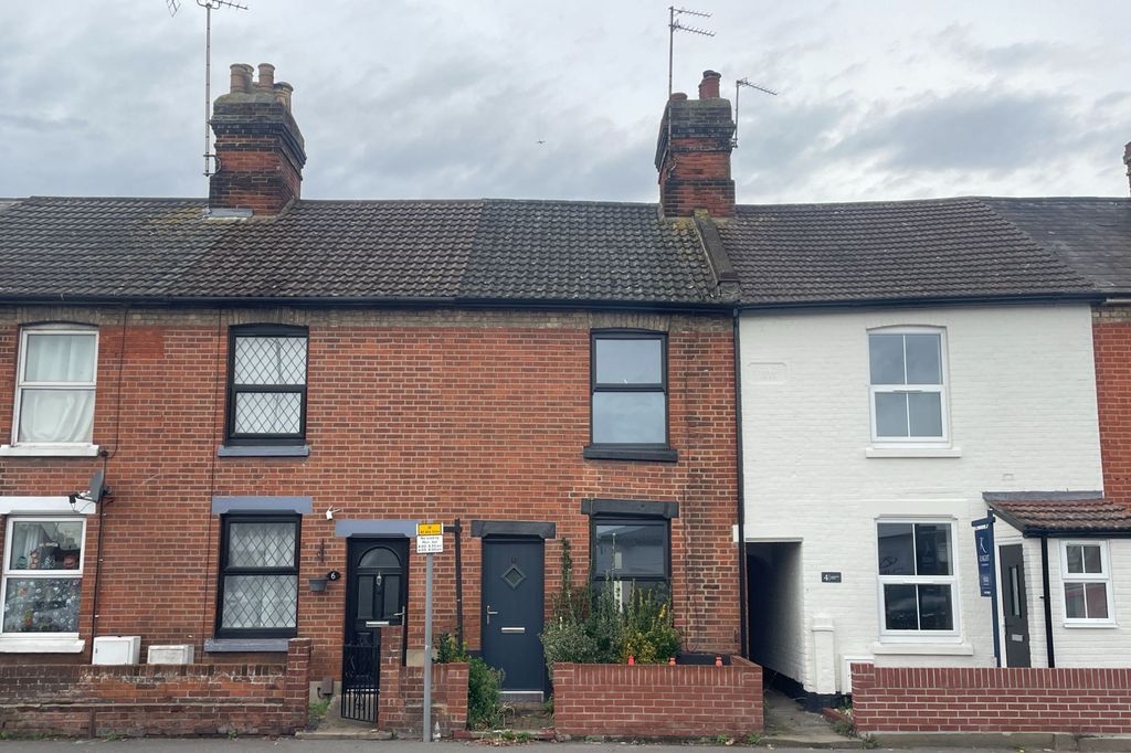 Property photo 1 of 13 5 Wimpole Road, New Town, Colchester Co1 2Bx