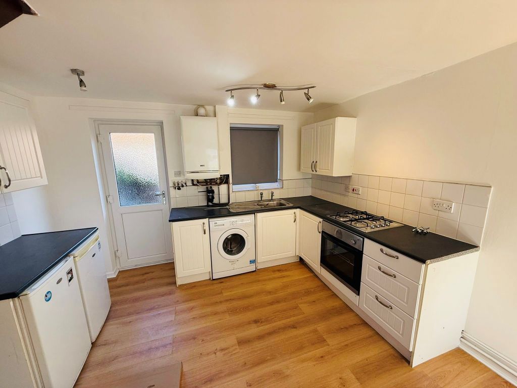 Property photo 1 of 4