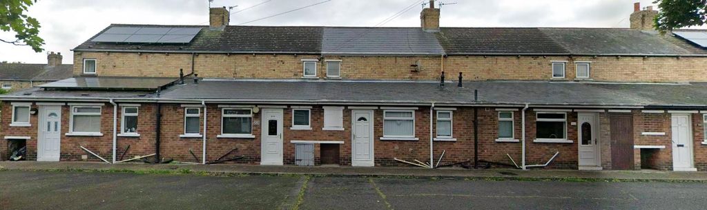 Property photo 1 of 1 Maple Street Pic.Png