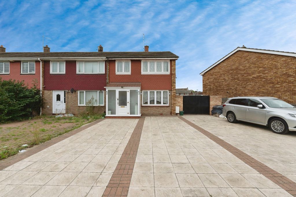 Property photo 1 of 18 Photo