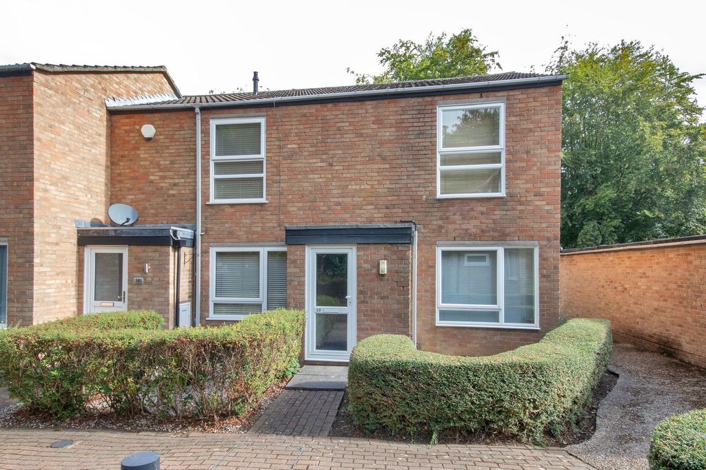 Property photo 1 of 11