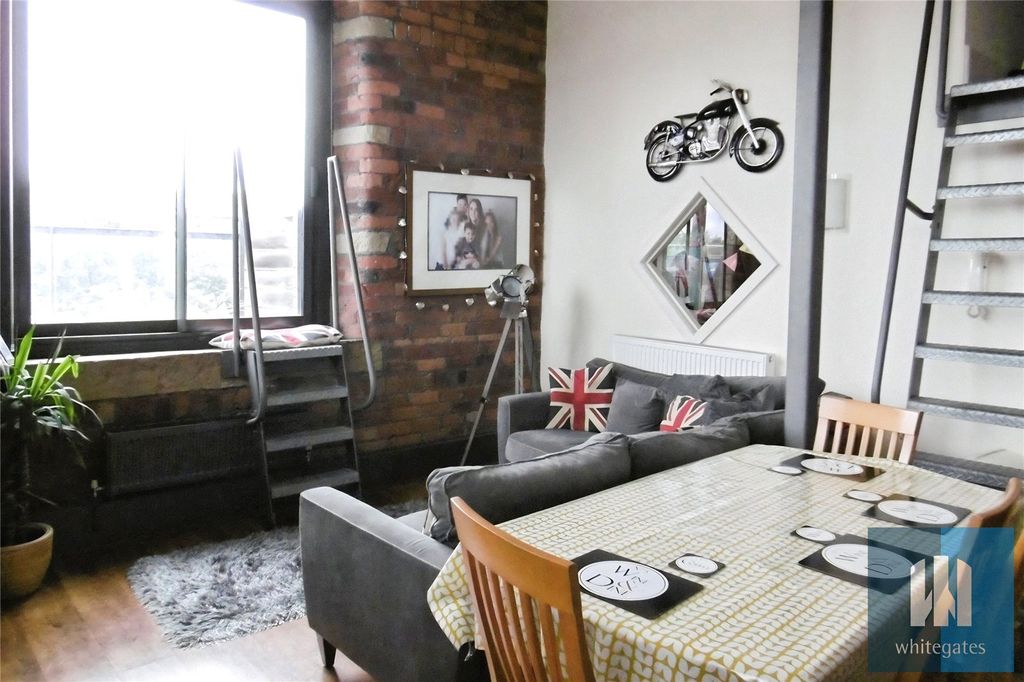 Property photo 2 of 7 Picture No. 18