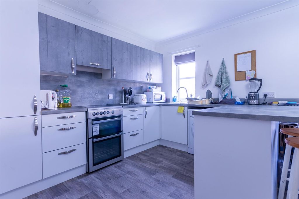 Property photo 1 of 10 Img_7999-Hdr.Jpg