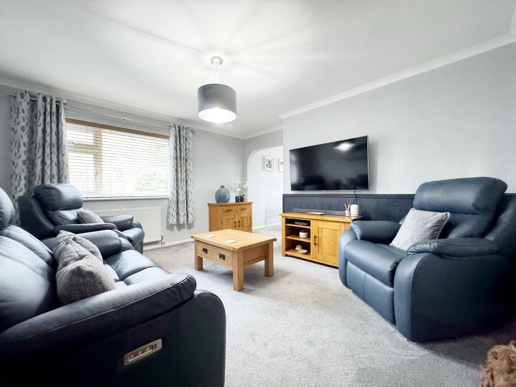 Property photo 3 of 22