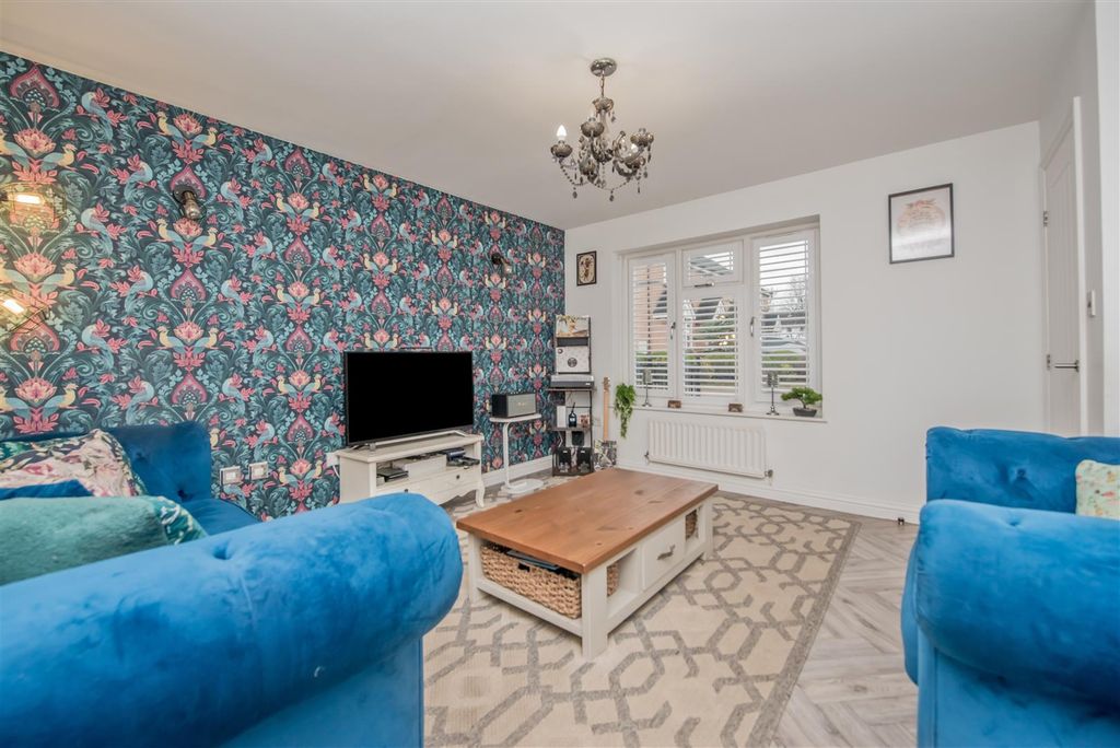 Property photo 2 of 22 Living Room: