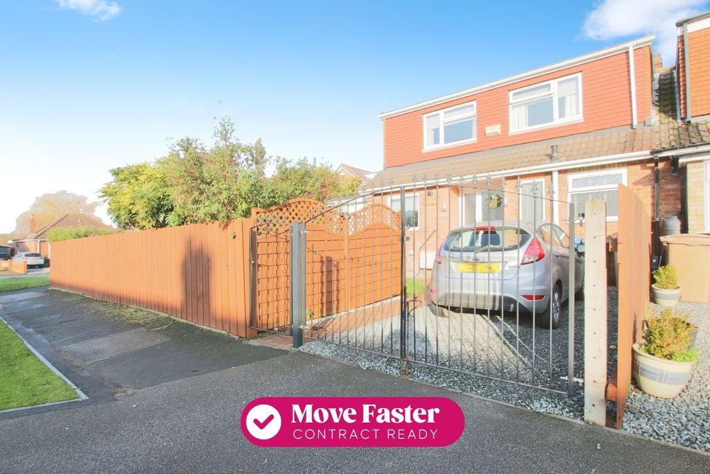 Property photo 1 of 17 4393870