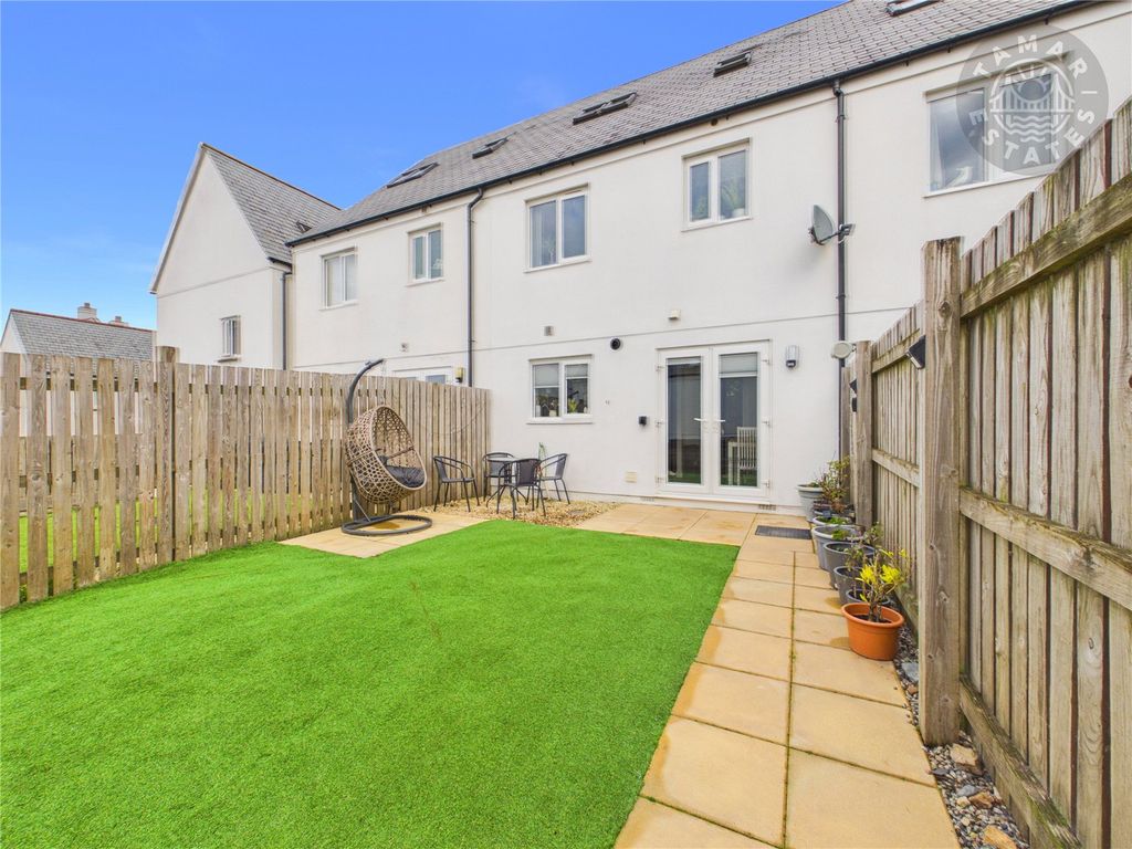 Property photo 3 of 13 Rear Garden
