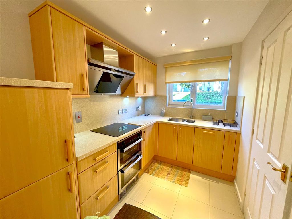 Property photo 3 of 10 Img_8638.Jpg