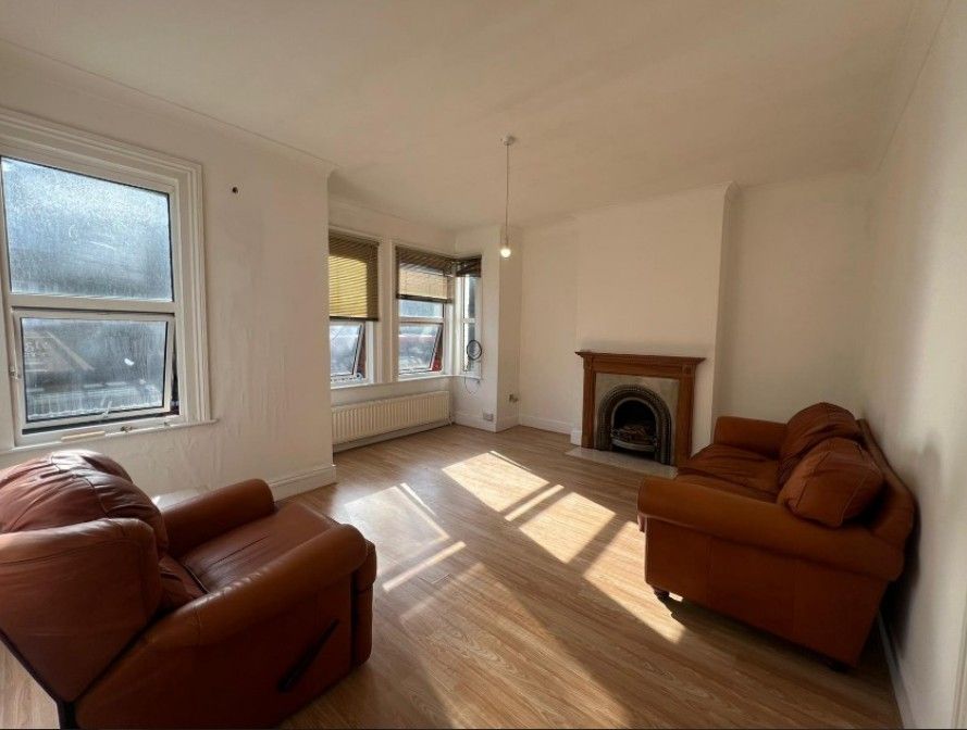 Property photo 2 of 5