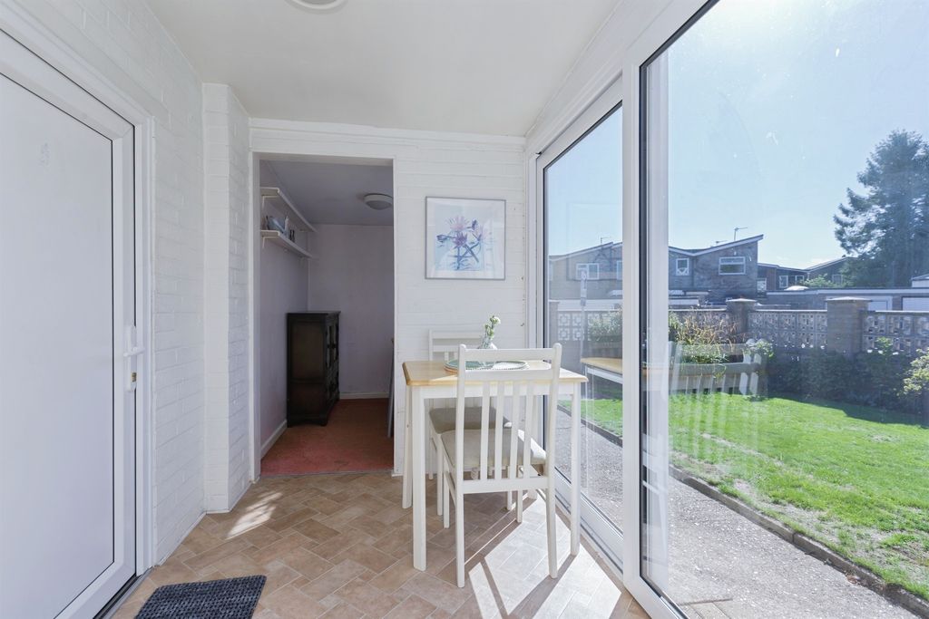Property photo 2 of 17 Dining Area/Sun Room