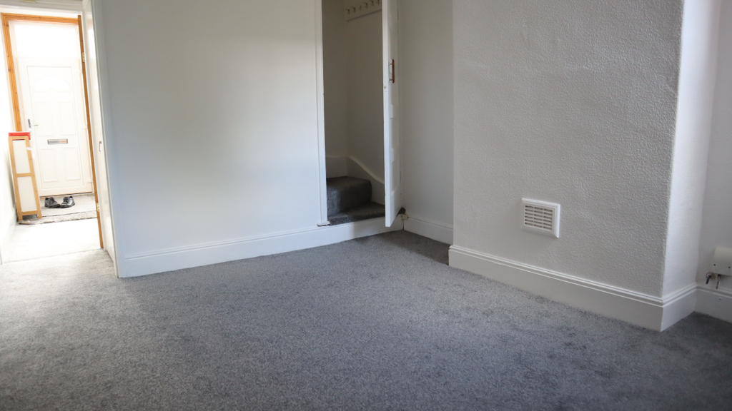 Property photo 3 of 59