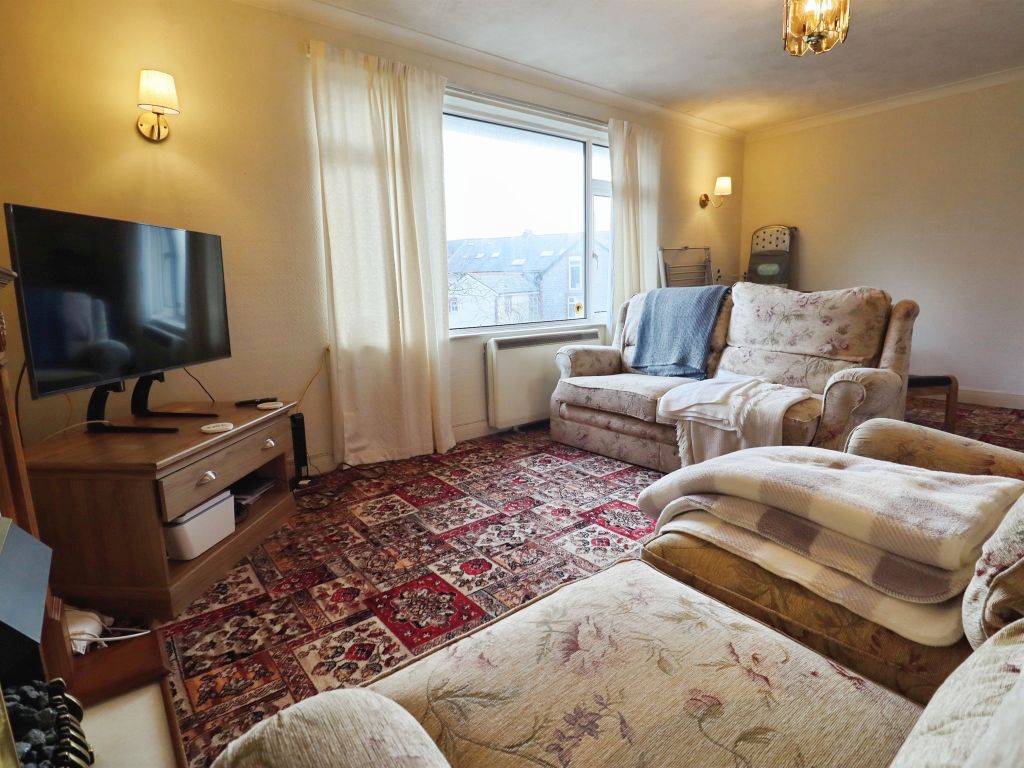 Property photo 3 of 20