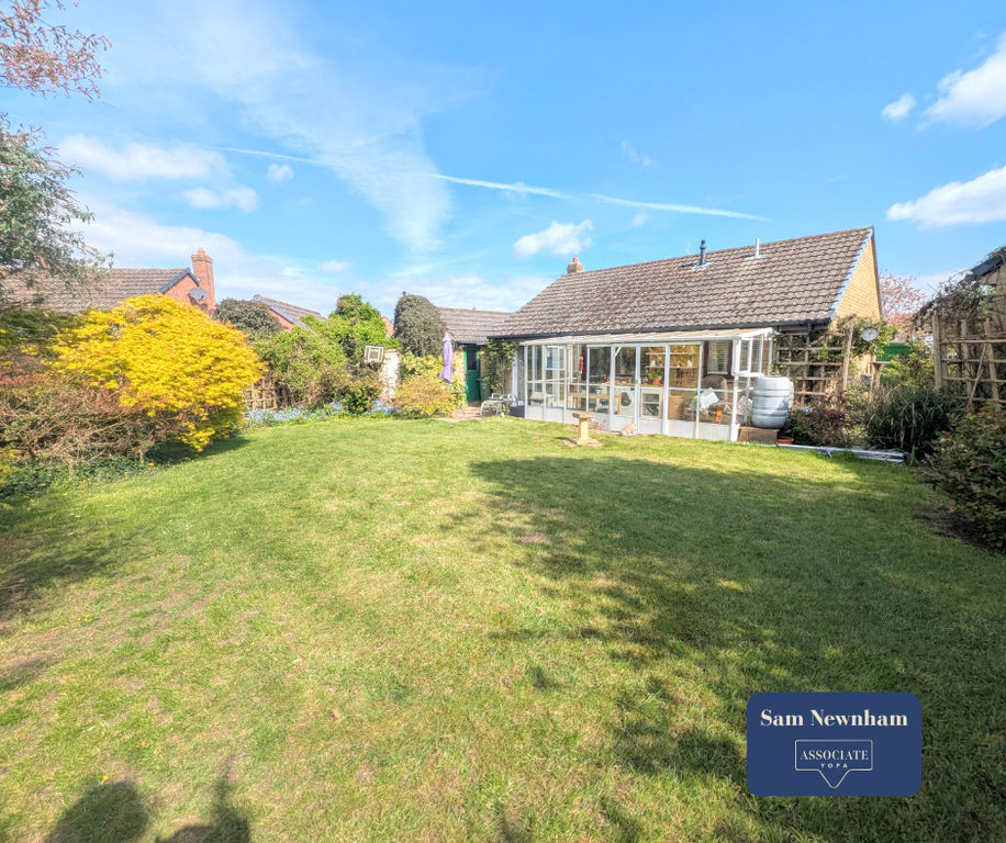 Property photo 2 of 12 Rear Aspect