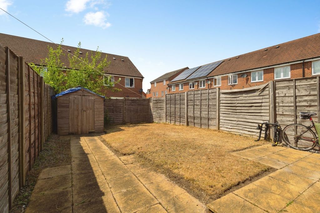 Property photo 2 of 19