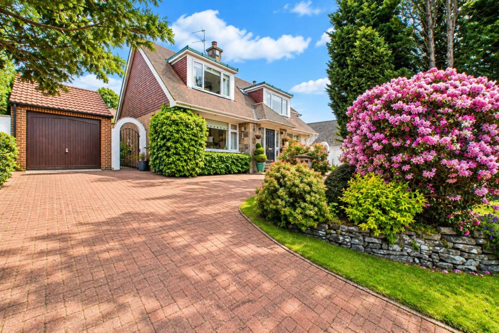 Property photo 1 of 35