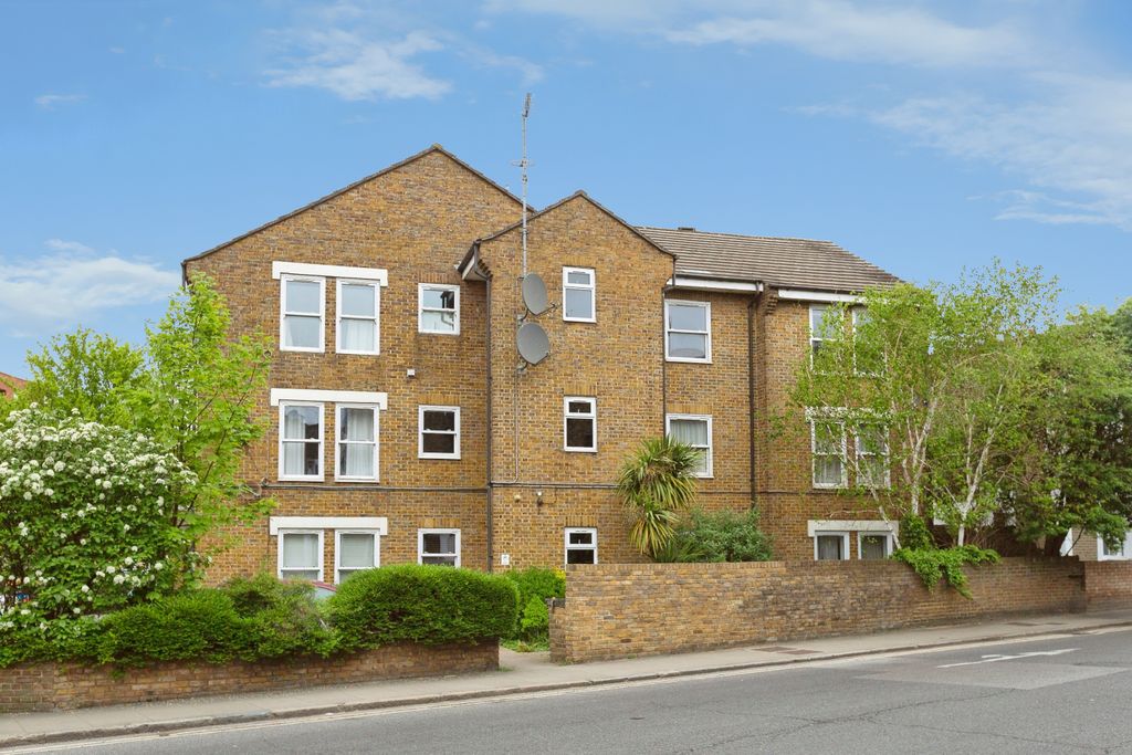 Property photo 1 of 18 Photo #1