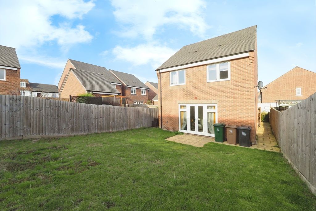 Property photo 1 of 17 Garden