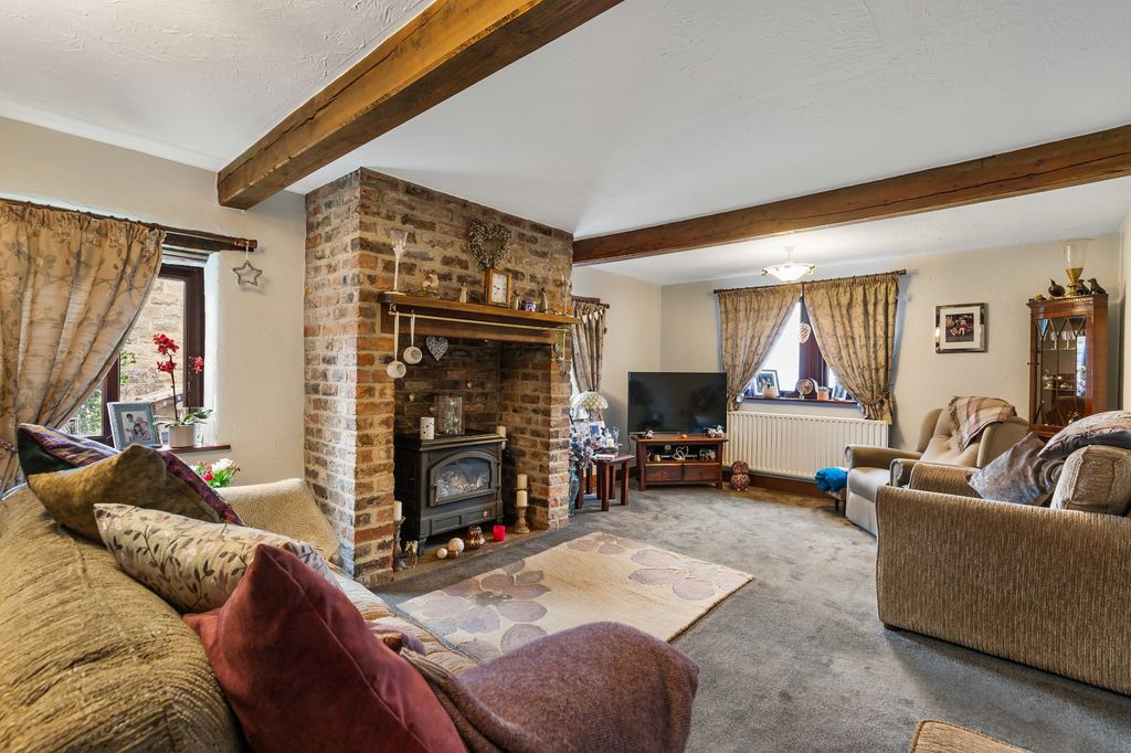 Property photo 2 of 30 Picture 2