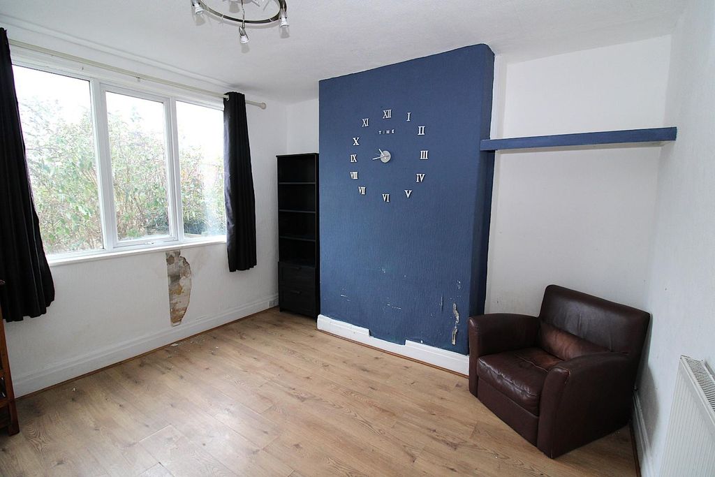 Property photo 3 of 10 Reception Room