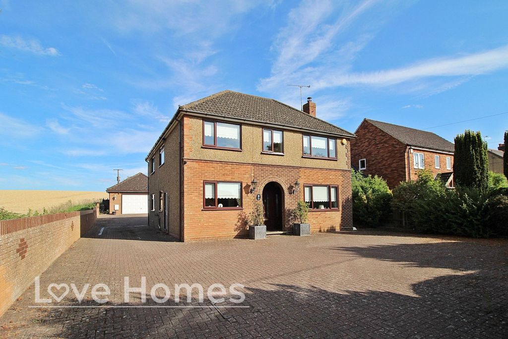 Property photo 1 of 18 4339032