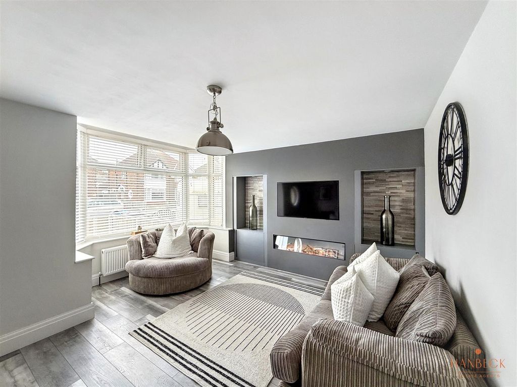 Property photo 3 of 18 Img_0880.Jpg