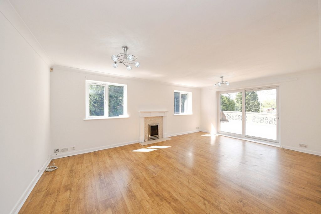 Property photo 3 of 20 Dscf9473