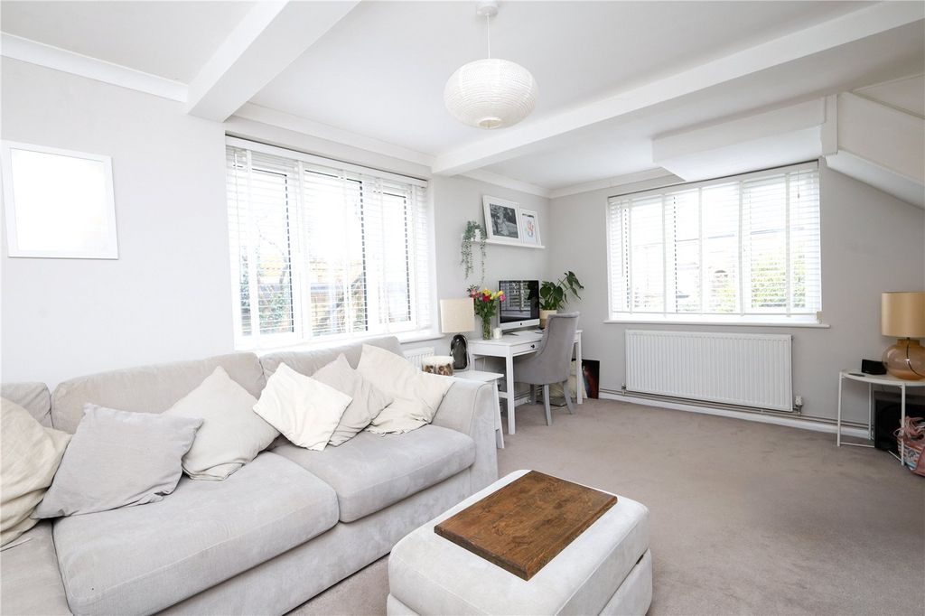 Property photo 2 of 11 Picture No. 08