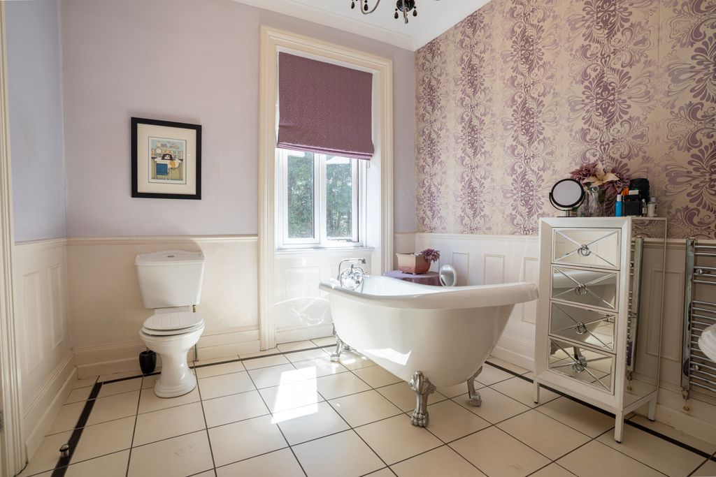 Additional image 12 of 6 bed detached house to rentComberton Road DY10