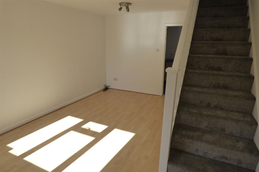 Property photo 2 of 10 P1410460.Jpg