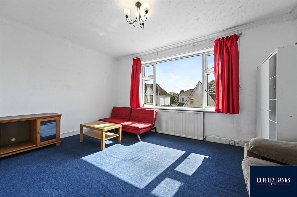 Property photo 2 of 6 Picture No. 03