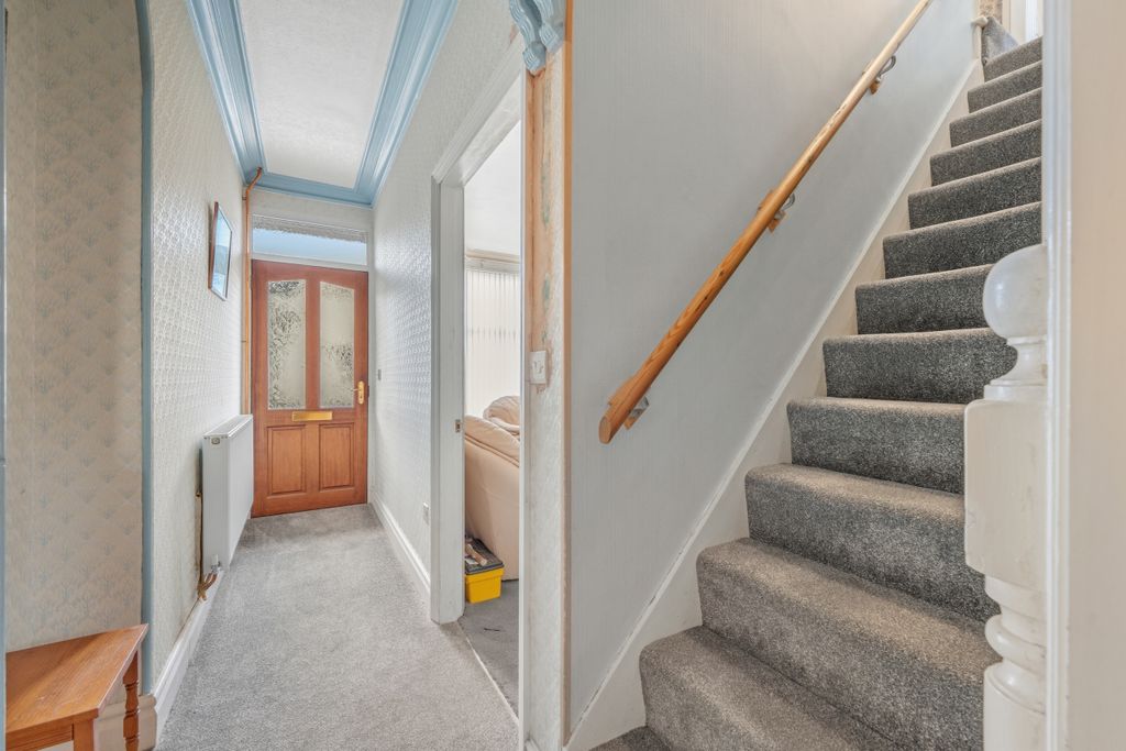 Property photo 2 of 20 Img_4128