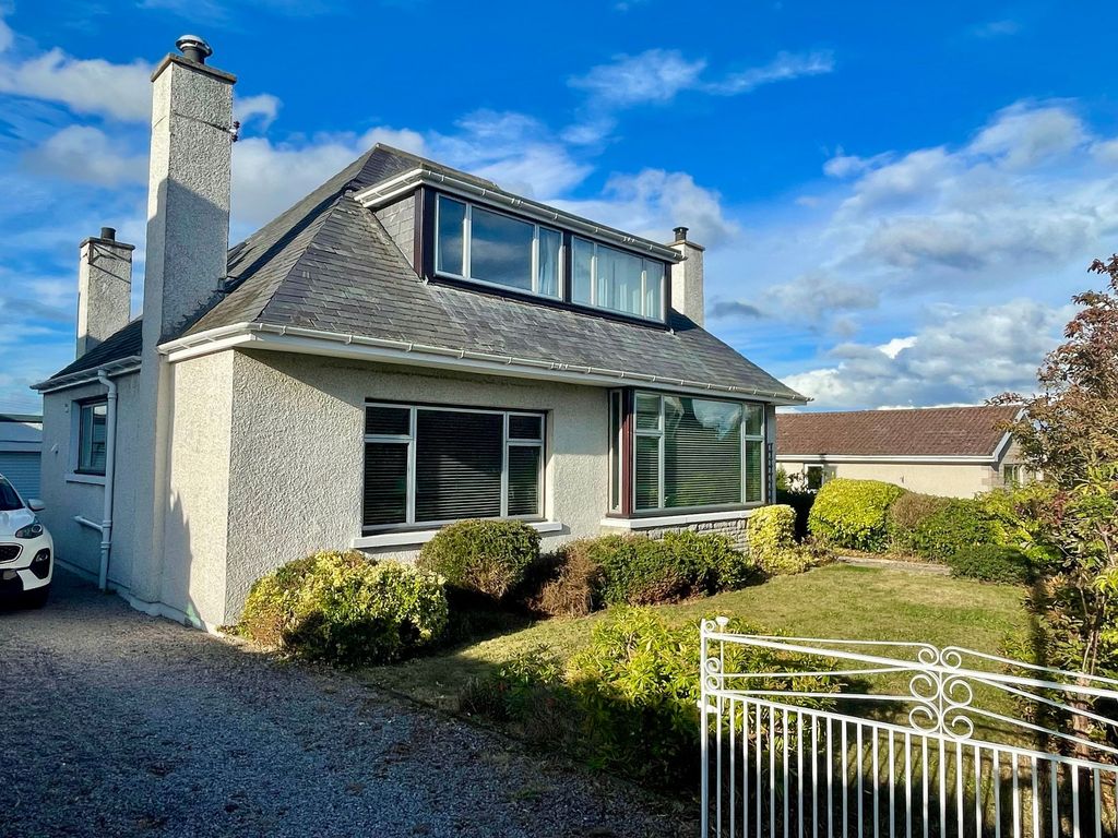 Property photo 1 of 32
