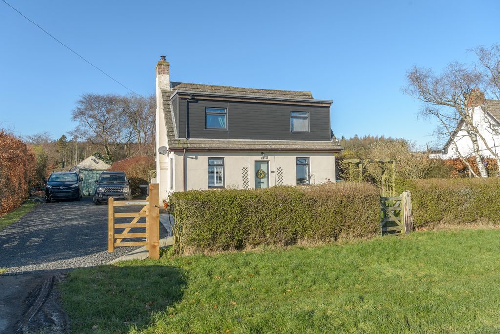 Property photo 1 of 24 Exterior-9