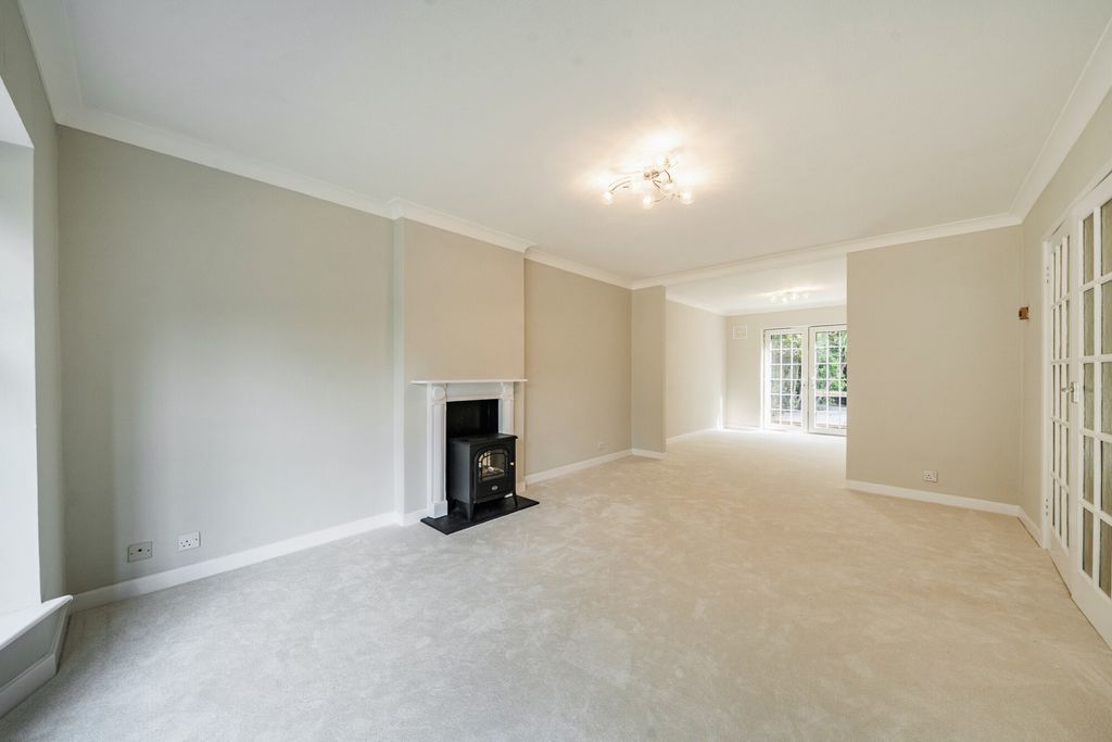 Property photo 2 of 18 1497510-13-6A608A...
