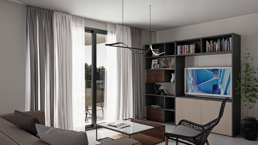 Property photo 3 of 8