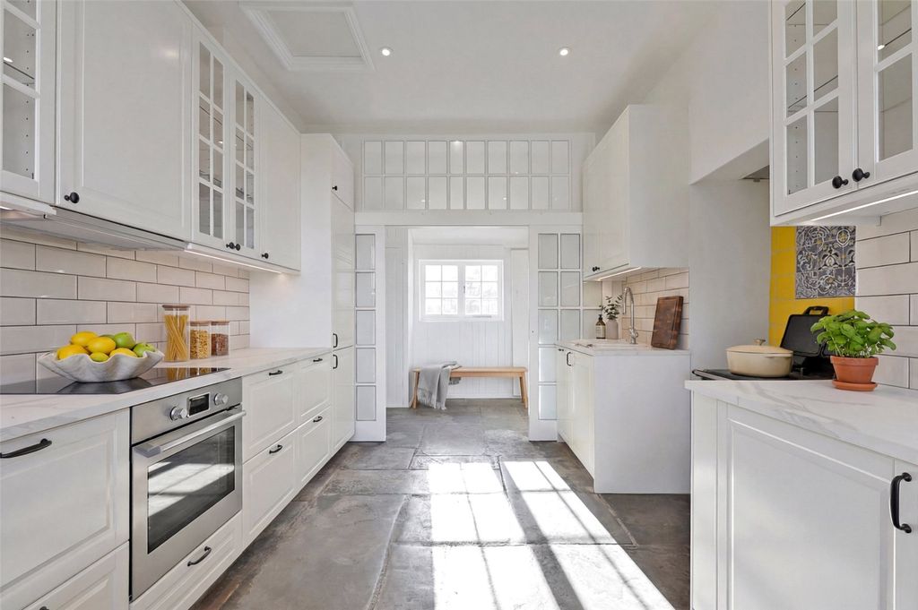 Property photo 3 of 24 Picture No. 54