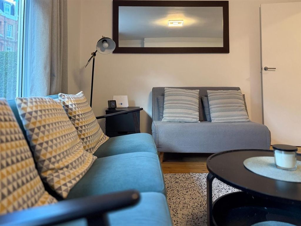 Property photo 3 of 22 692980d3184F01d7421E3F6d_A94B07Bedbc680d7Bf02Fd199