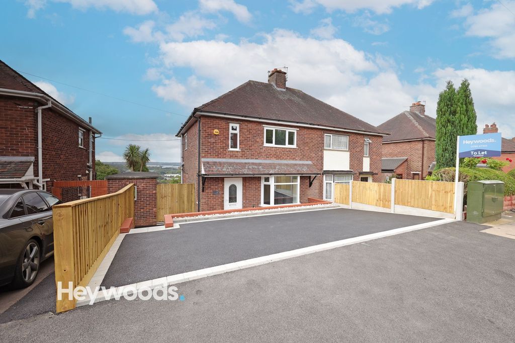 Property photo 1 of 51