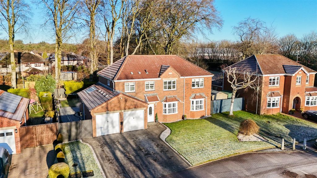 Property photo 1 of 26 External