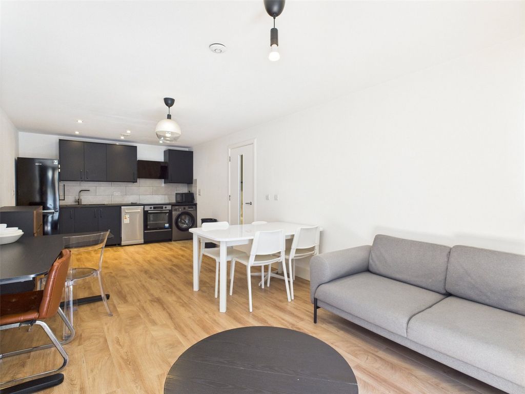 Property photo 2 of 15 Picture No. 39