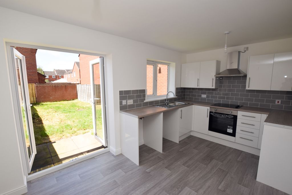 Property photo 2 of 16