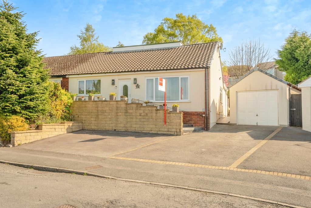 Property photo 1 of 17 Photo