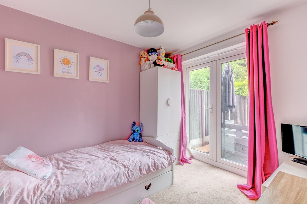 Property photo 3 of 18 Picture No. 03