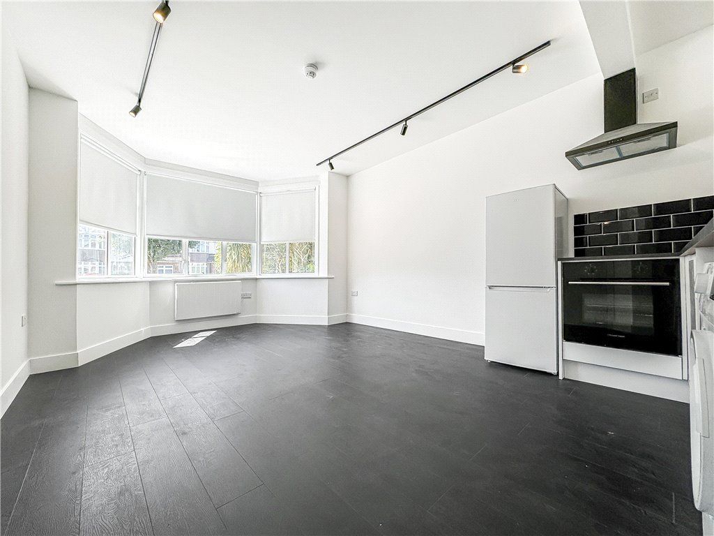 Property photo 2 of 8 Kitchen/Living Room