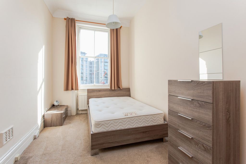 Property photo 2 of 8 2