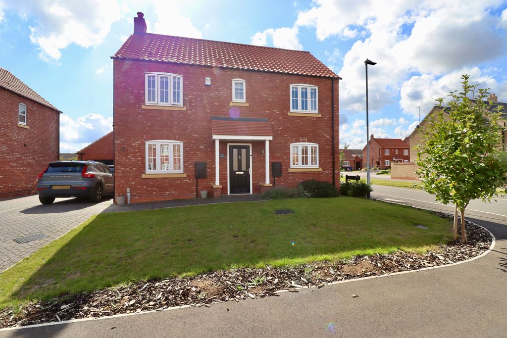 Property photo 1 of 24