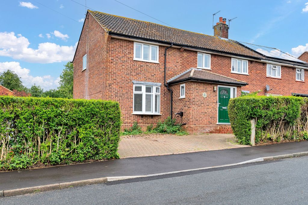 Property photo 1 of 28