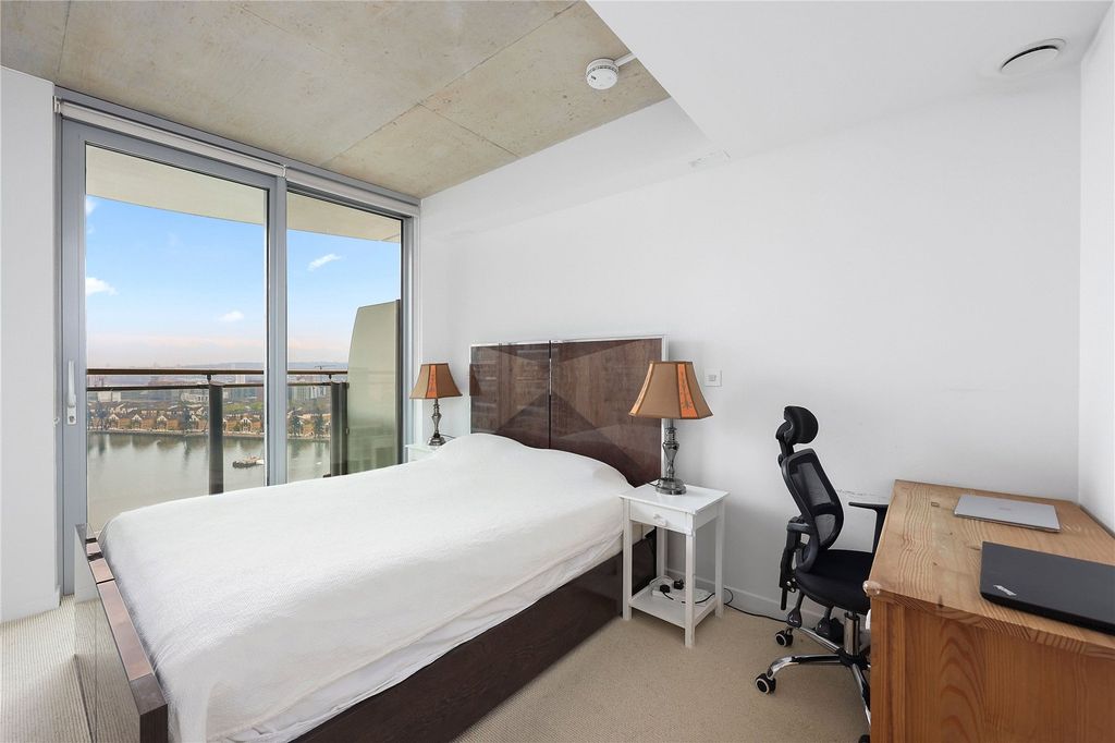 Property photo 2 of 16 Picture No. 07